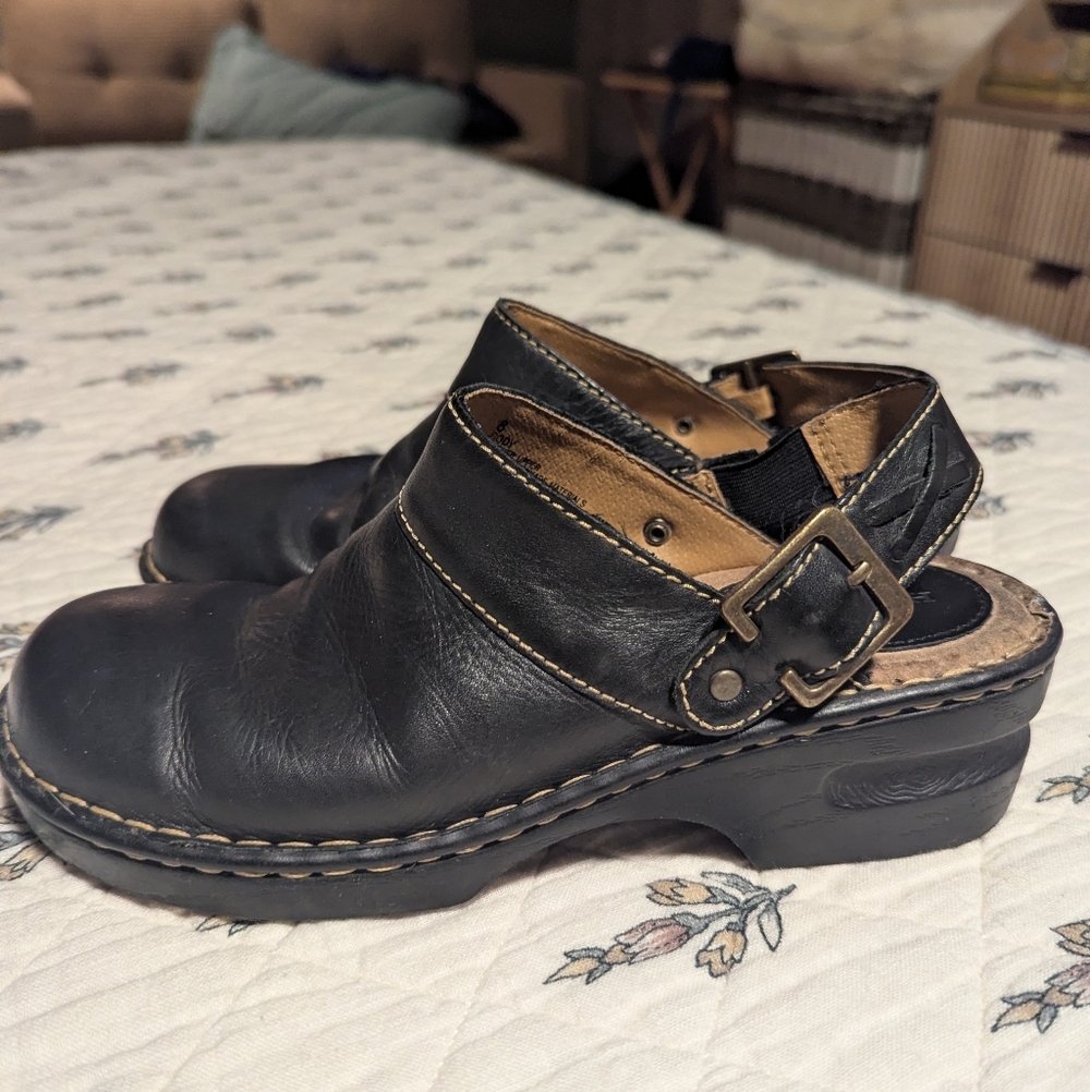 High Sierra Clogs